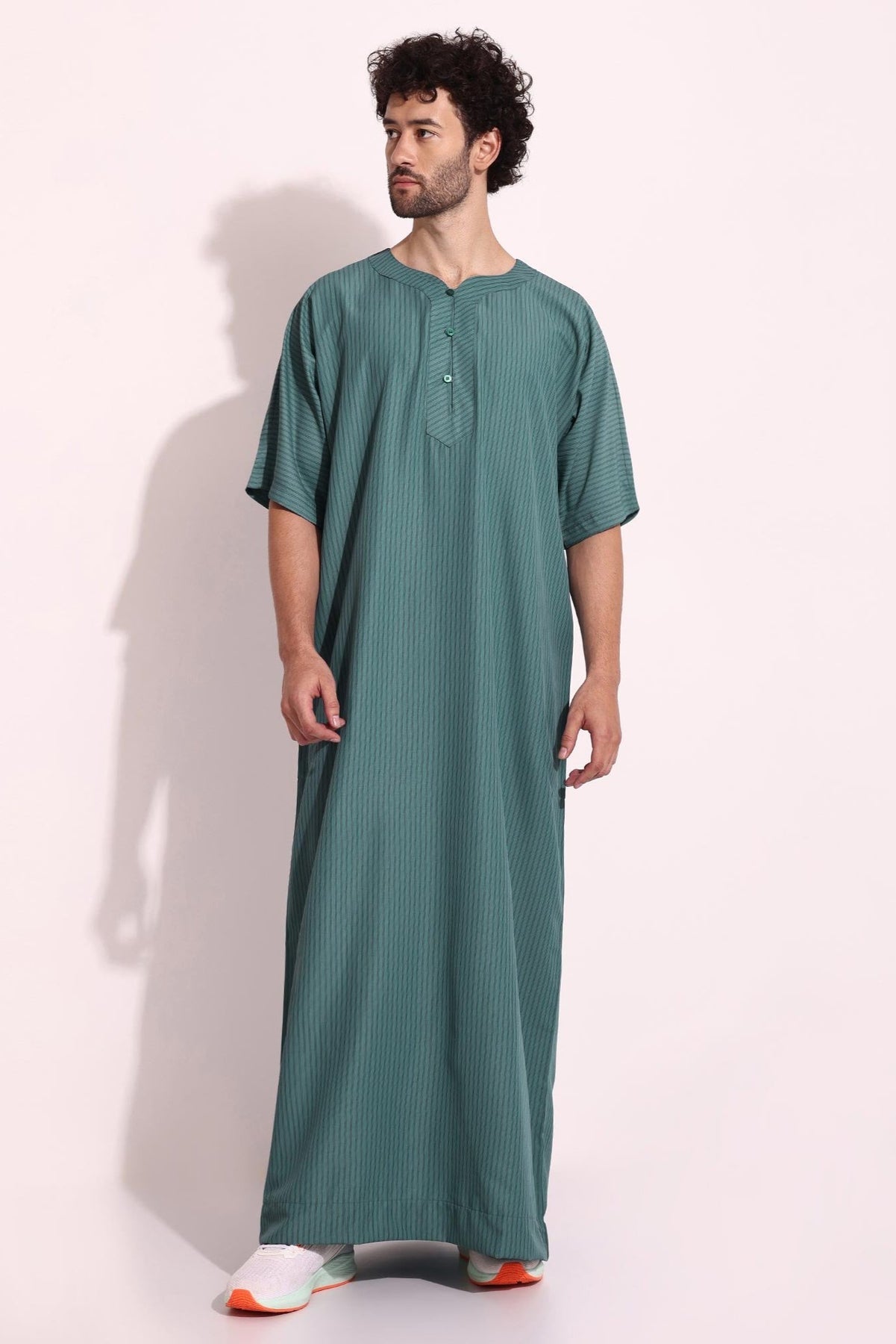 Islamic Dress for Men: Elevate Your Style with a Half Sleeve Thobe