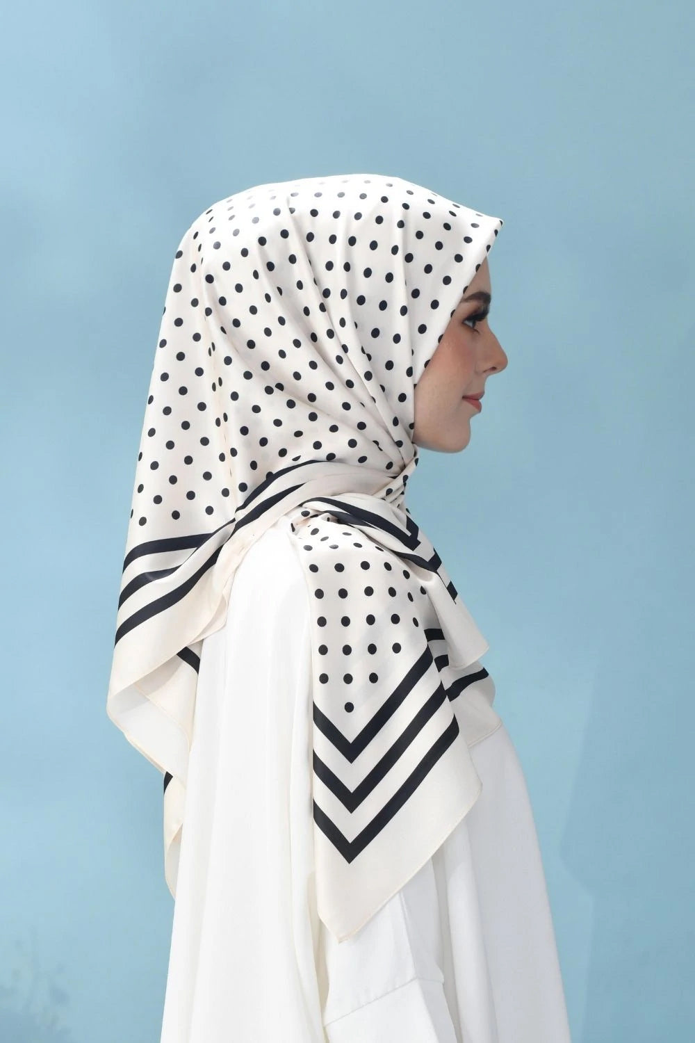 black and white striped hijab